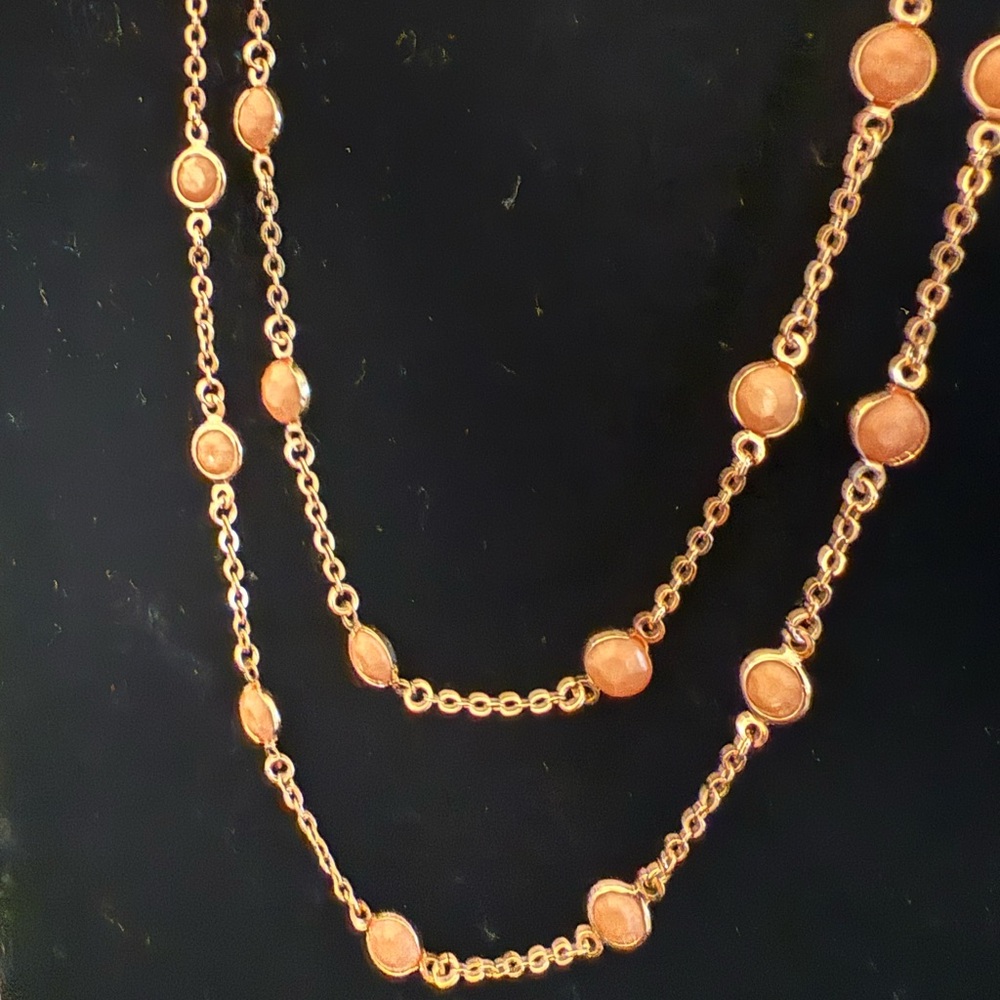 Elegant Gold and Orange Beaded Necklace - Picture 2 of 2